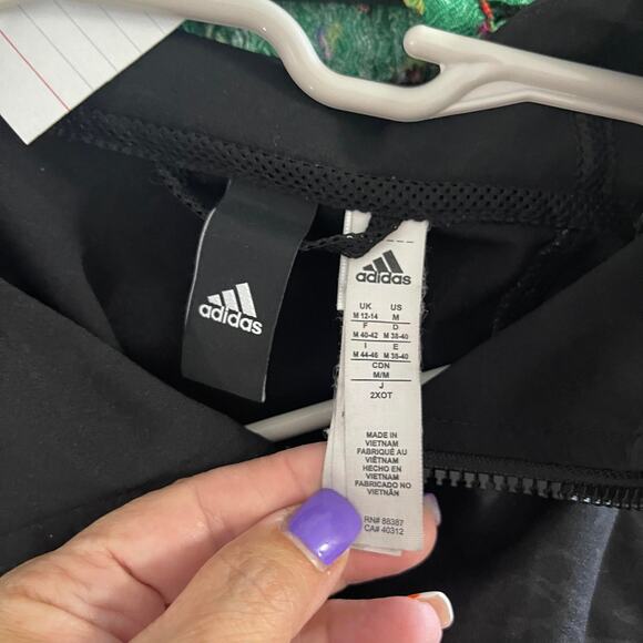 Adidas women's medium jacket light weight black zip front hooded gray pattern - Picture 9 of 16